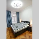 Brandly New Apartment Anděl